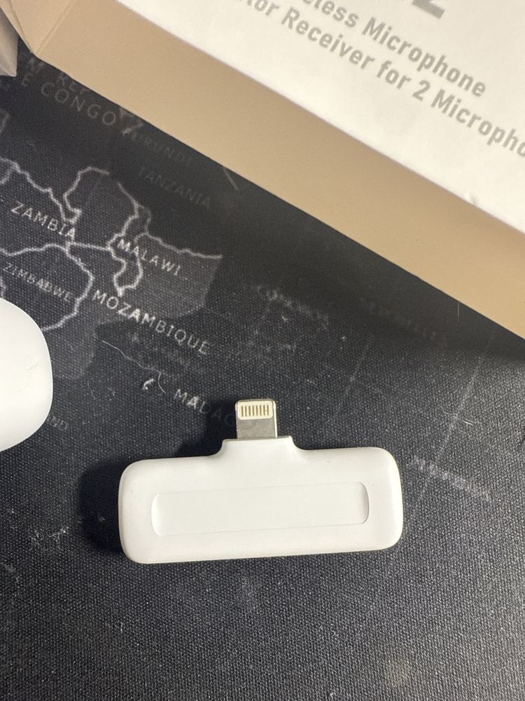 Ulanzi J12 (2 mikrofony + 1 odbiornik, złącze Lightning) nowe