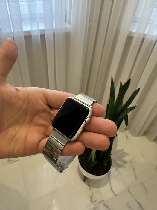 Apple Watch 7000