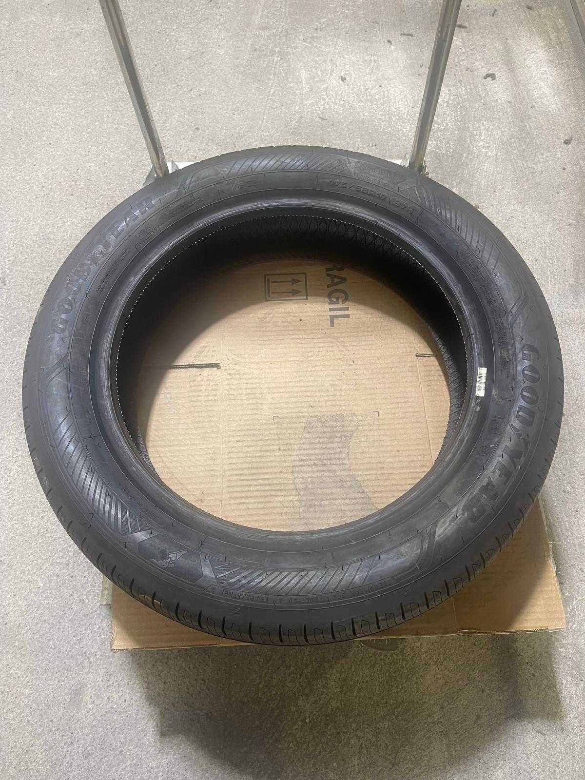 PNEU GOODYEAR 175/65 R17