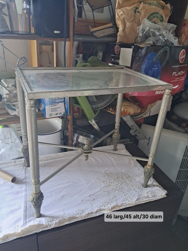 Mesa ferro e vidro