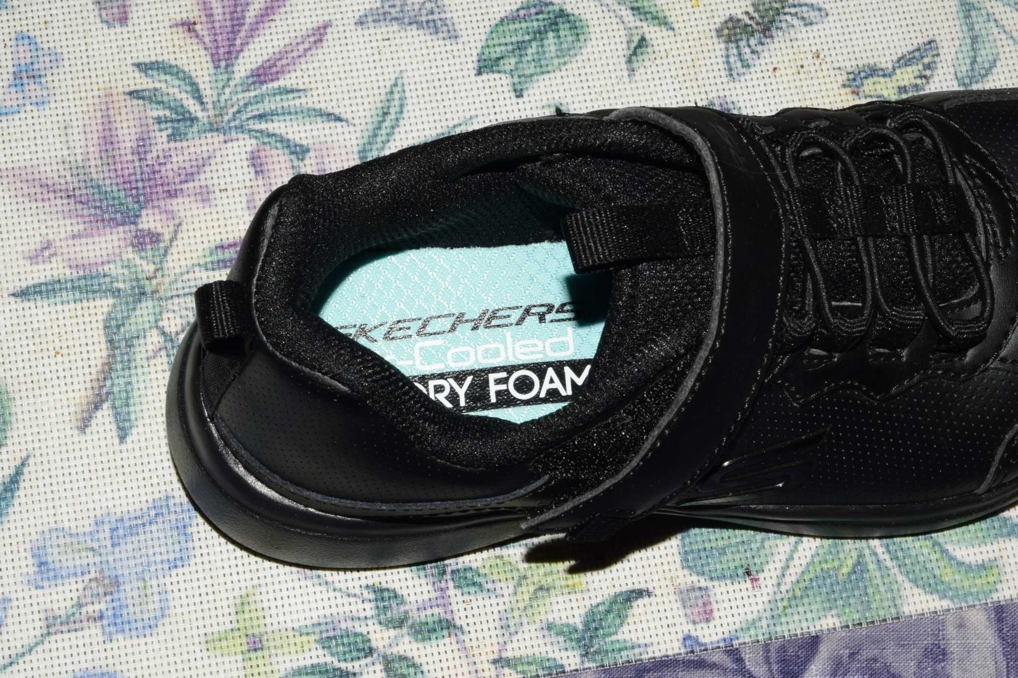 Детские кроссовки skechers air-cooled memory foam.