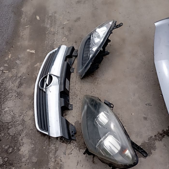 Капот Opel Zafira B Фара Опель Зафіра Б