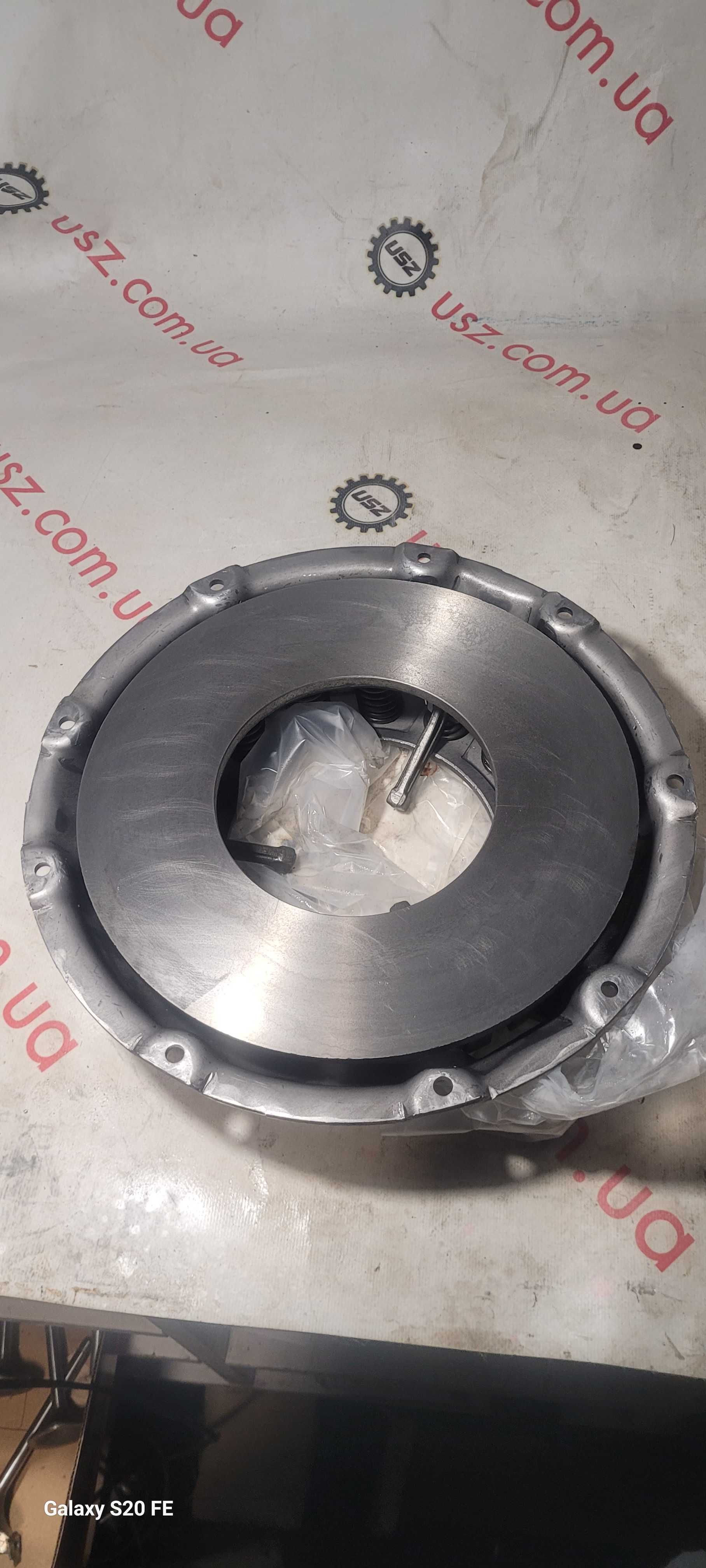Диск сцепления нажимной рычажный ГАЗ 53 3307 ПАЗ (Корзина) 53-1601090