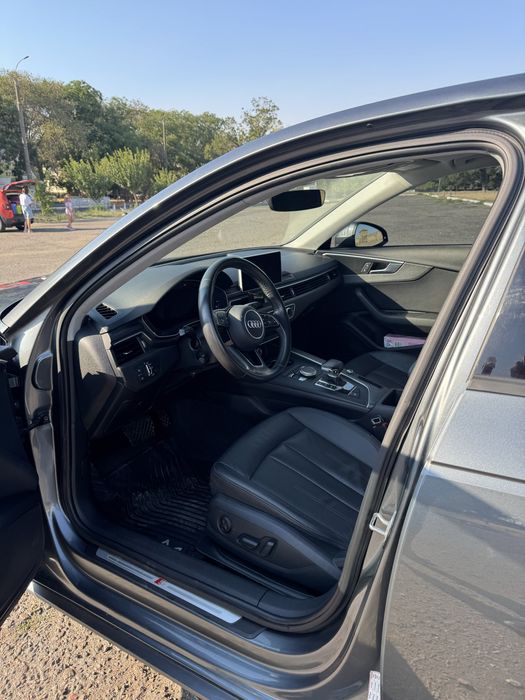 Продам Audi A4 b9