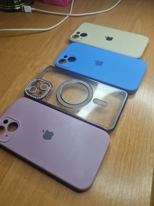 Чехлы на айфон 13 / Apple 13