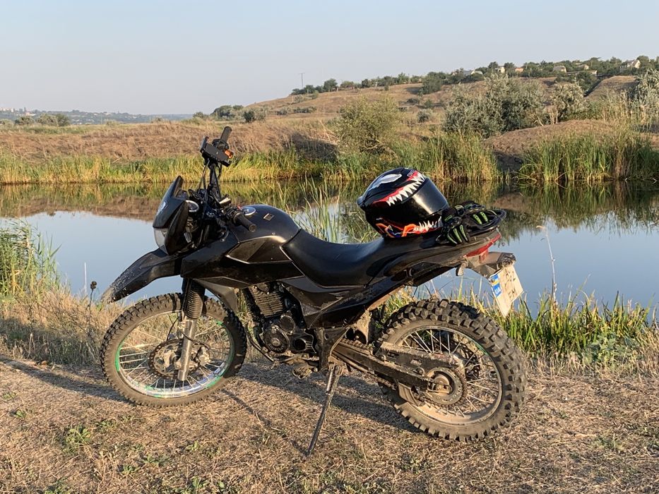 Продаю эндуро shineray 250 cc