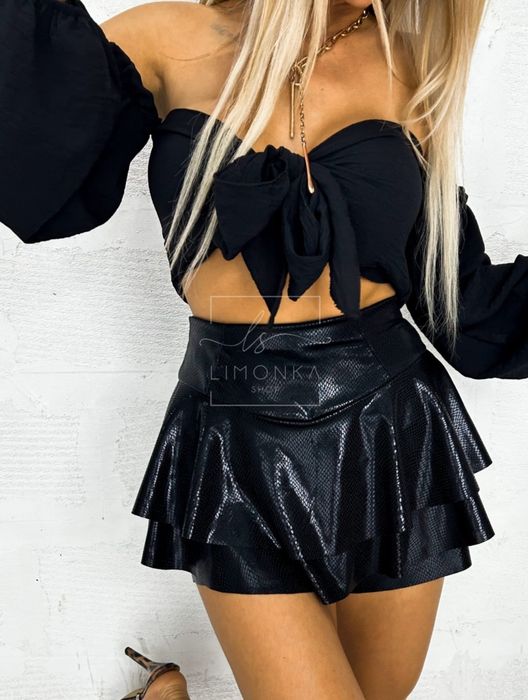 Spódnico spodenki skóra węża