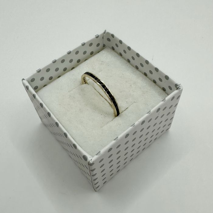 Złoty Pierścionek Obrączka z Czarnymi Cyrkoniami Pr.585 NOWY