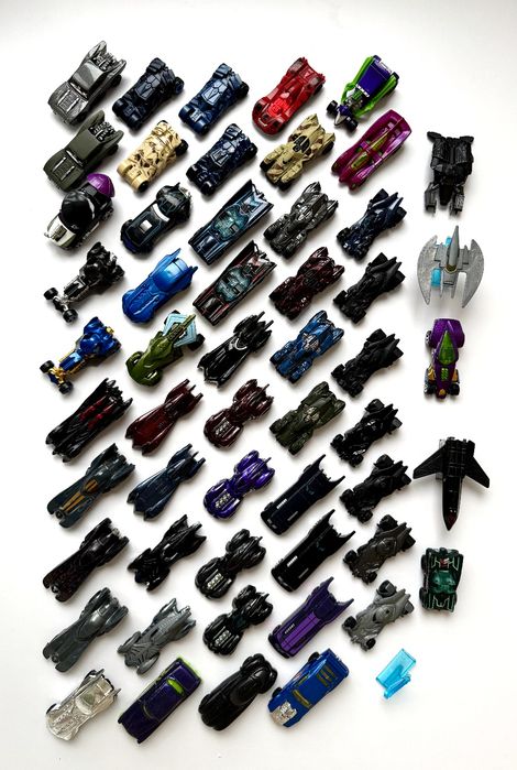Hot Wheels Batman DC розпродаж