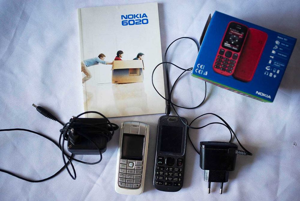 Мобильные телефоны 2 шт.  Nokia 101 и NOKIA 6020 (комплект)