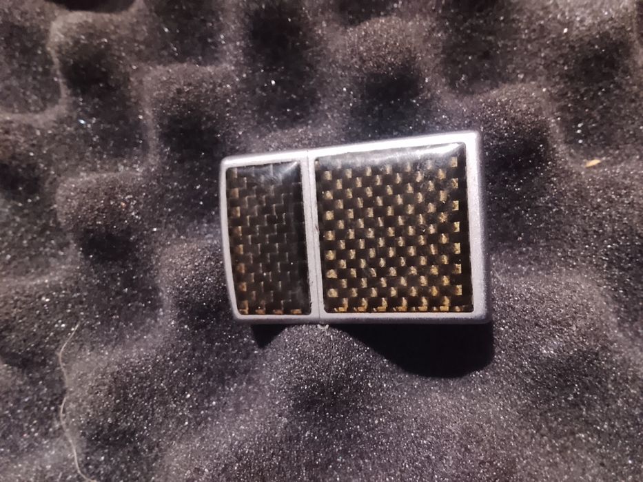 Esqueiros Zippo novo e usado