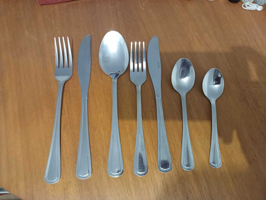 Faqueiro com 110 Talheres