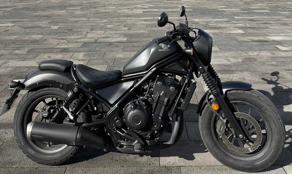 Honda CMX500 - Rebel 500 de 2021.