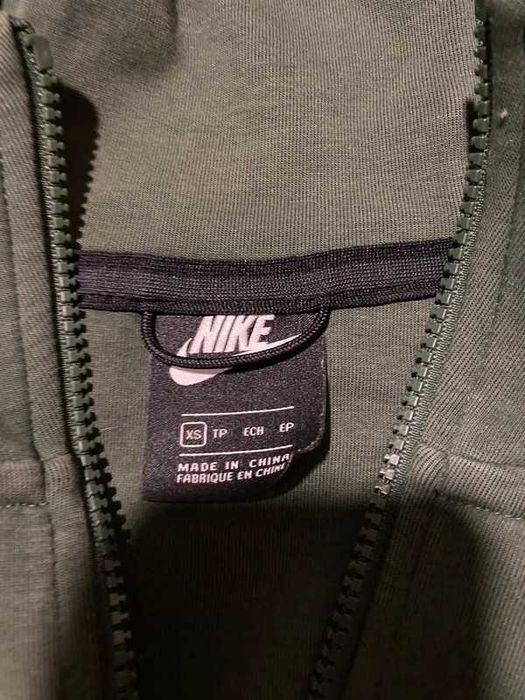 Bluza z kapturem rozpinana Nike hoodie zip Tech Fleece streetwear XS S