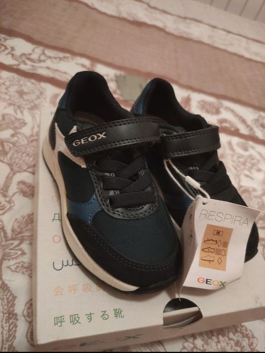 Vendo sapatilhas Geox tam 24