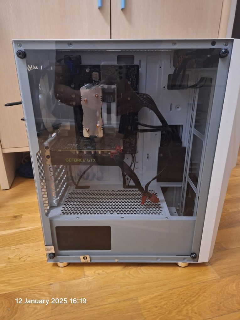 Gaming PC - i5-11400 / GTX 1660 SUPER / 16GB RAM