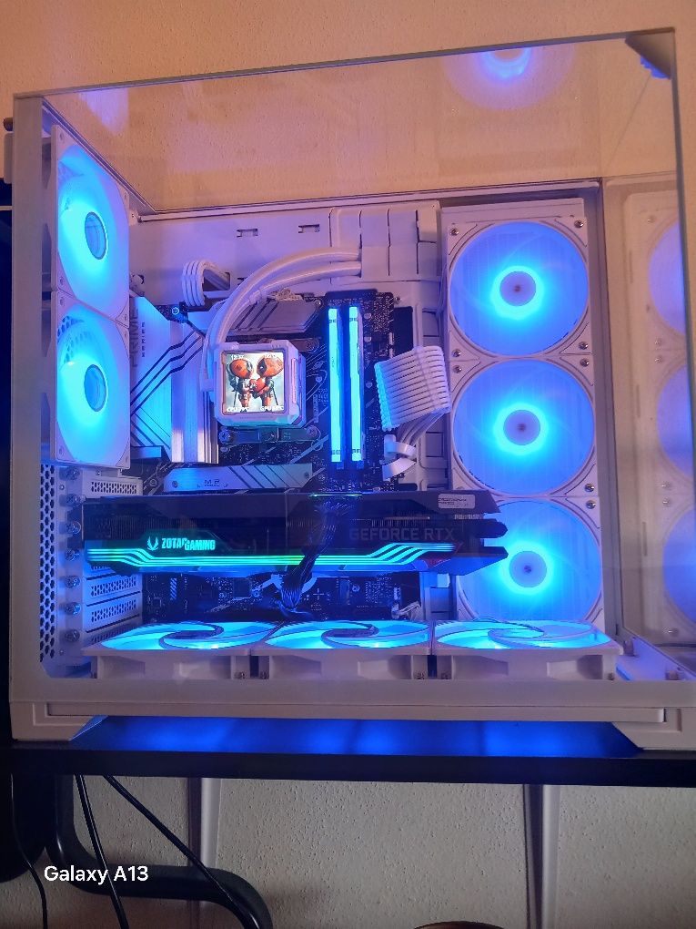 Pc gaming  em muito bom estado i5 12400f