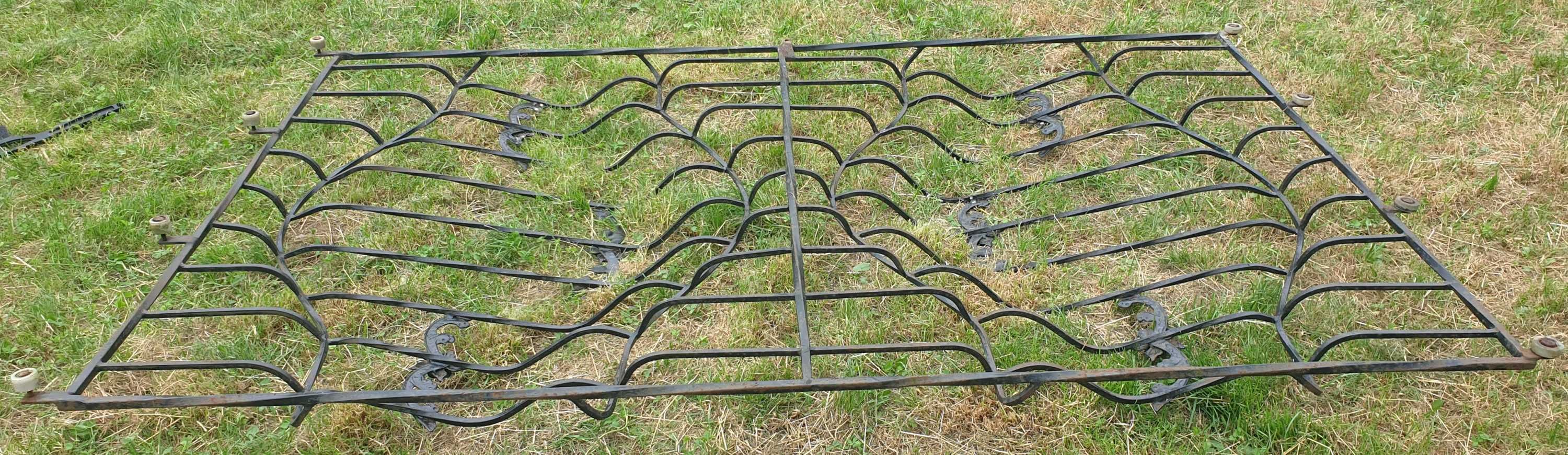 Krata ozdobna stalowa metalowa kuta okienna 145x225,5