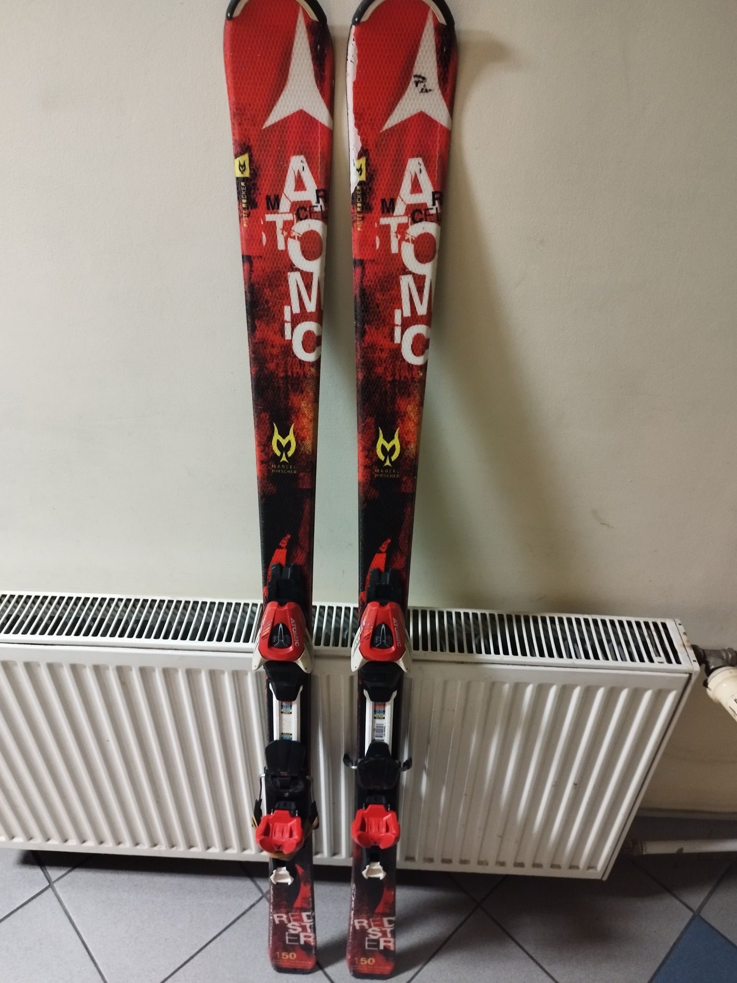 Nart juniorskie Atomic Redster Marcel Hirsch 150 cm