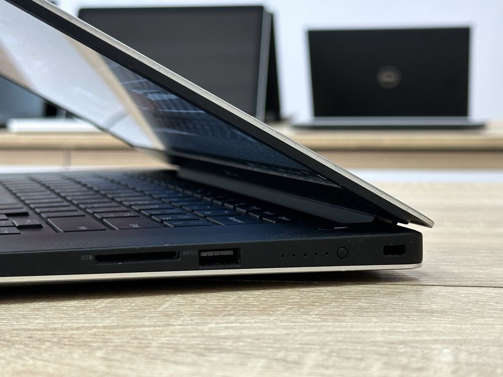 Dell XPS 15 9550 i7-6700HQ 16ram 256ssd ShopusCenter