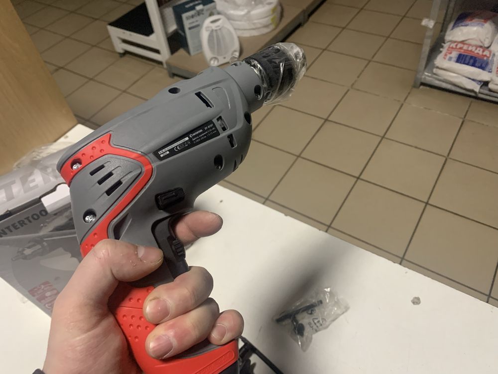 Дрель ударная intertool 550вт