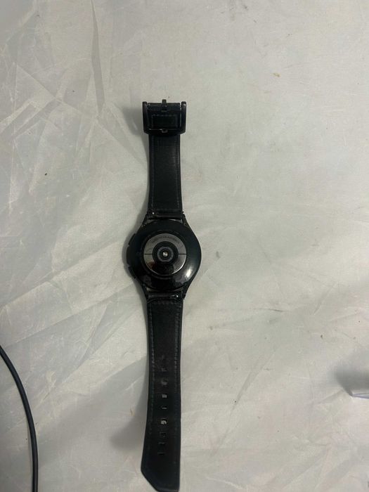 Smartwatch Samsung Galaxy WATCH 4 CLASSIC + ładowarka