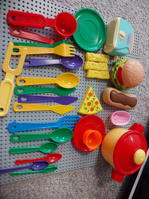 Посуд, їжа, гамбургер іграшковий