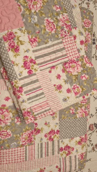Colcha Cama Casal com Padrão Floral