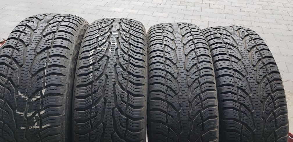 Opony całoroczne 225/60/17 Uniroyal