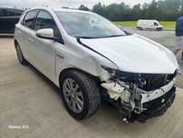 Toyota Auris Hybryda