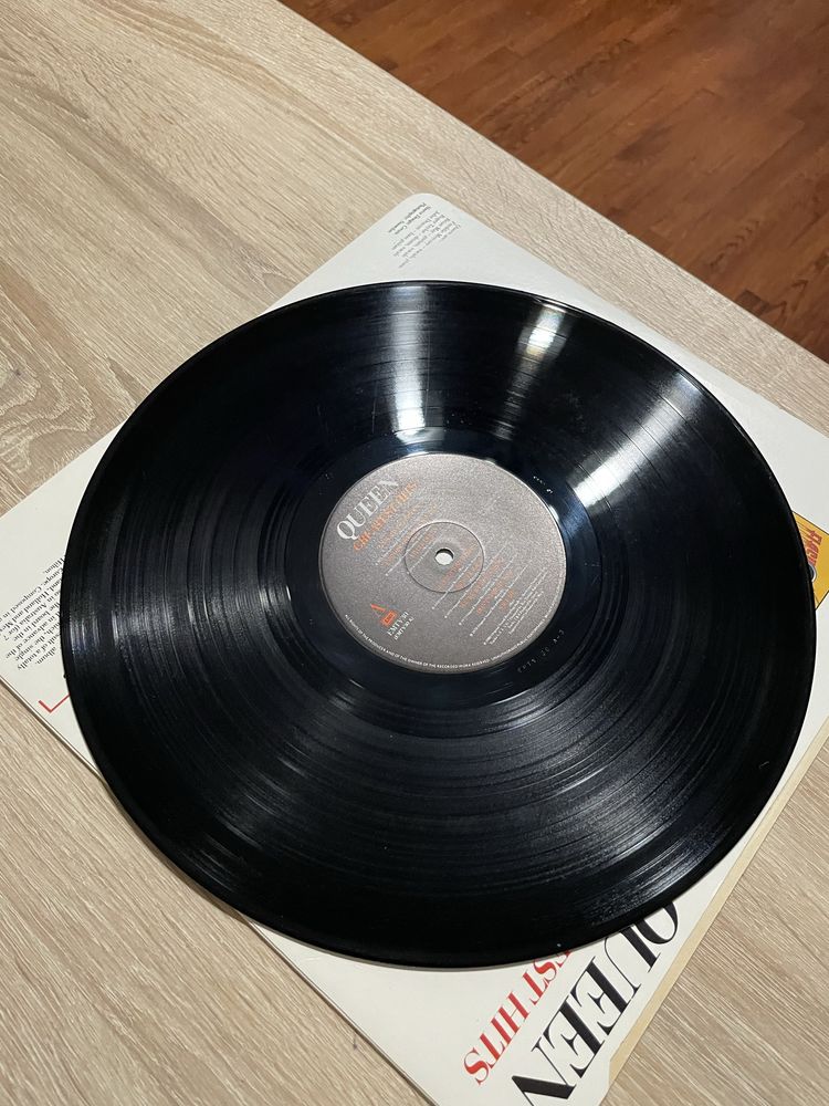 Queen Greatest Hits UK EX 1981 LP