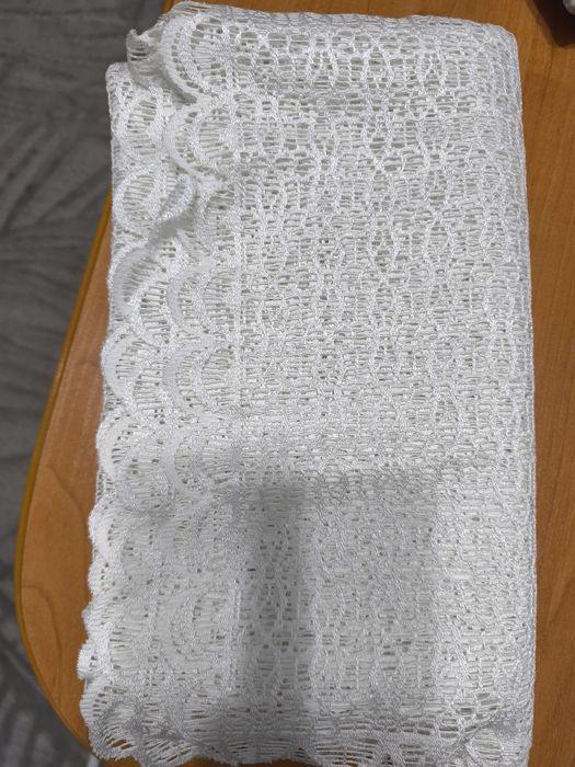 Duży obrus na stół