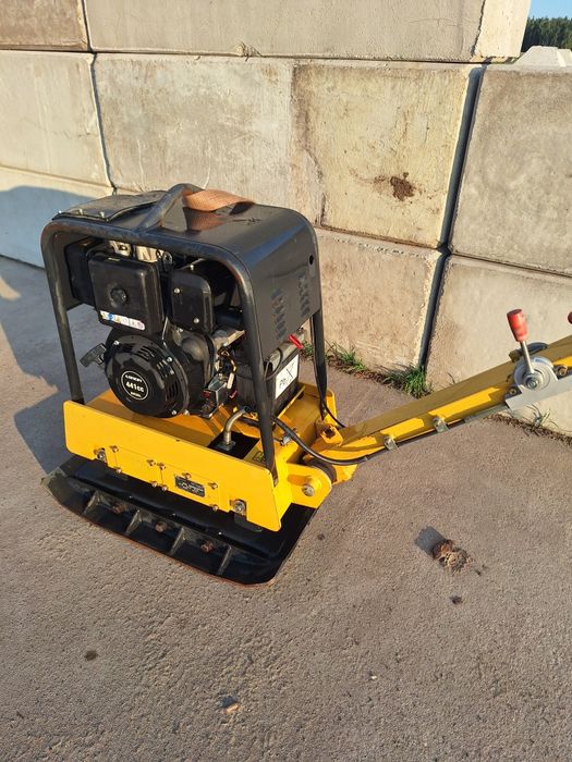 Zagęszczarka dwukierunkowa RP-i38 diesel 300 kg