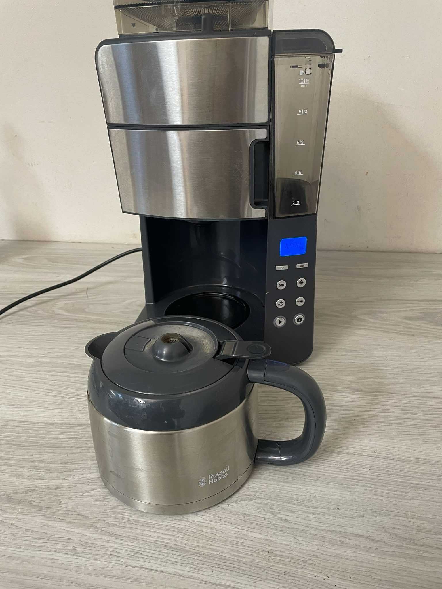 Ekspres do kawy PRZELEWOWY z młynkiem RUSSELL HOBBS K3