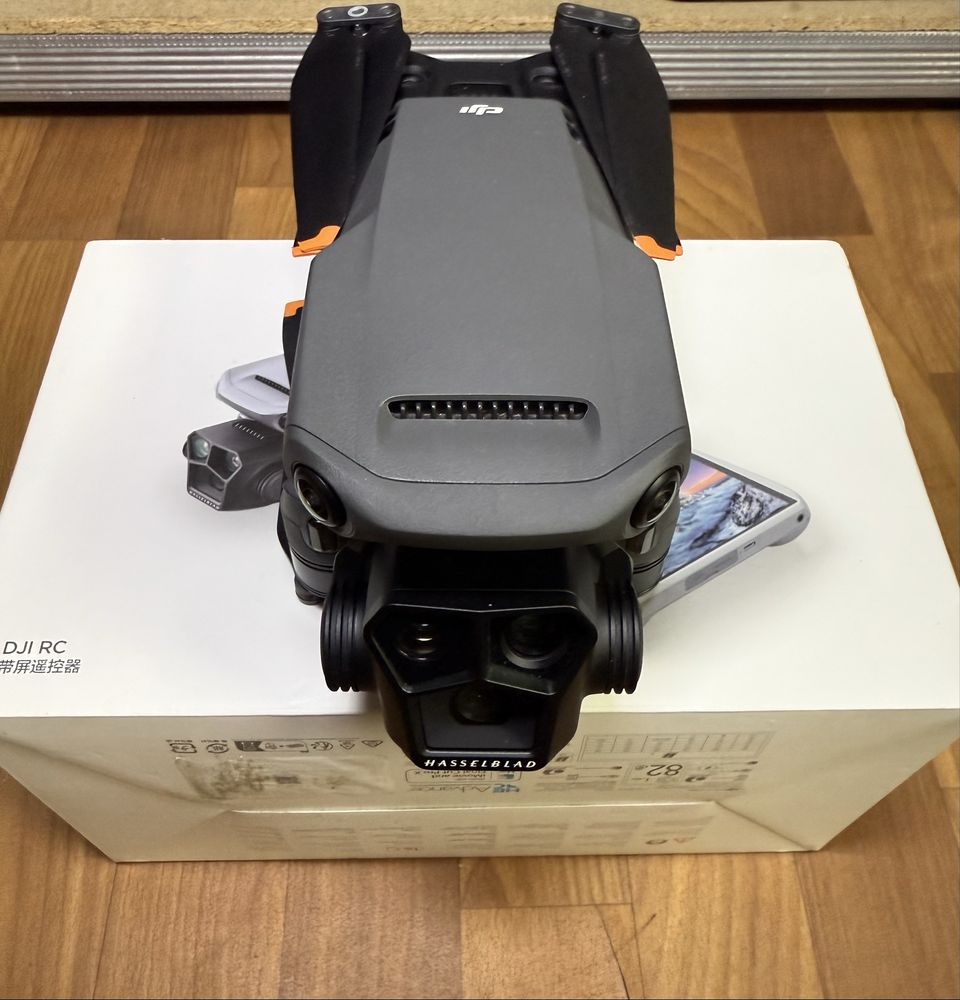 Дрон Dji mavic 3pro комплект Б/У