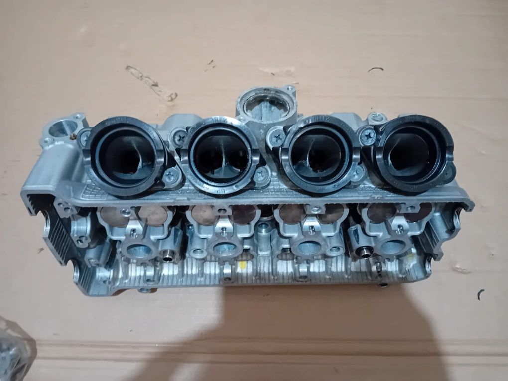 GSXR 1000 K7/K8 material