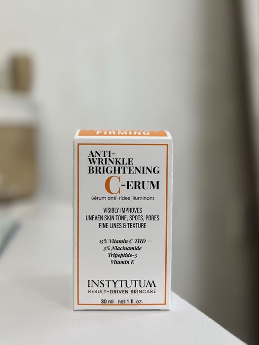 Instytutum Anti-wrinkle brightening C-erum сироватка вітамін С