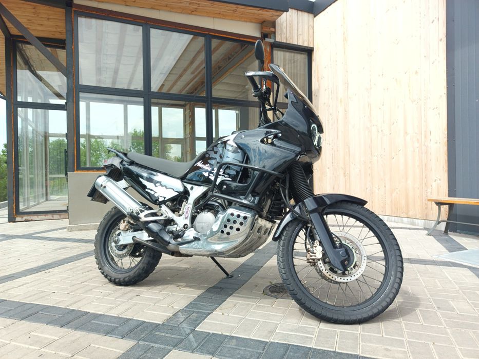 Honda XRV 750 Africa Twin RD07