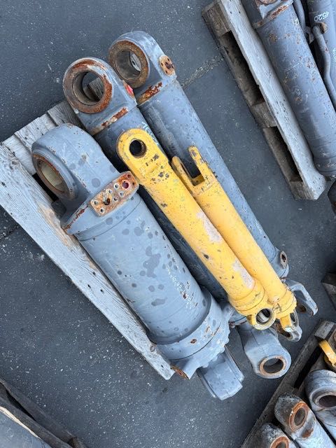 volvo l 220 e komplet siłowników hydraulicznych