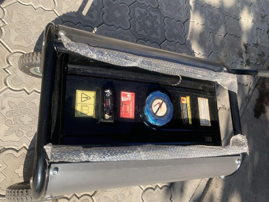 Генератор бензиновий