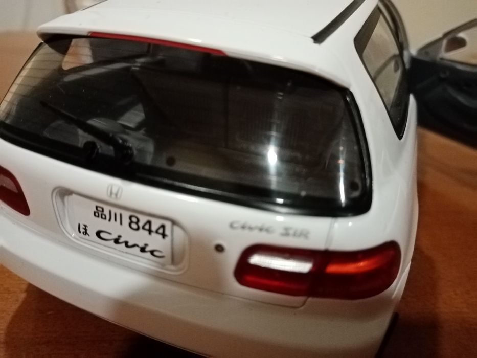Miniaturas de carros 1.18