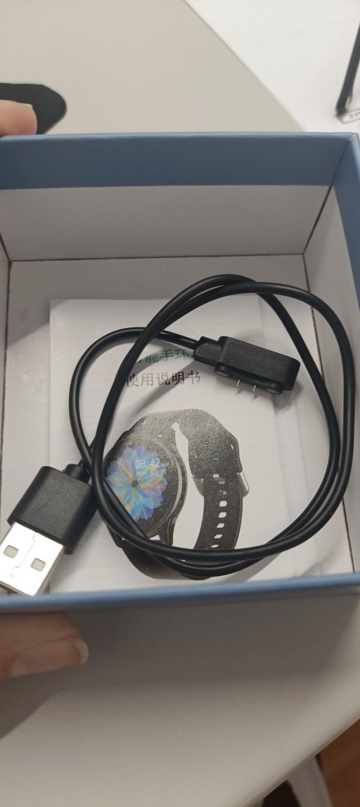 Smartwatch com 2 braceletes