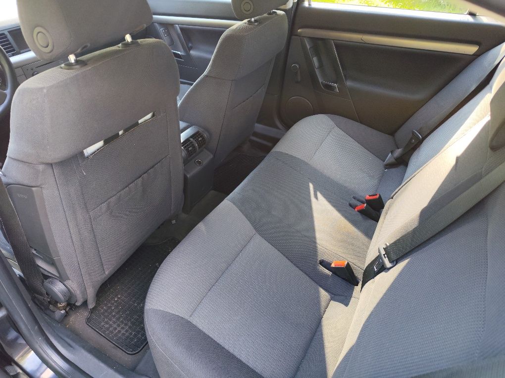 Opel Vectra C 1.8 122 km