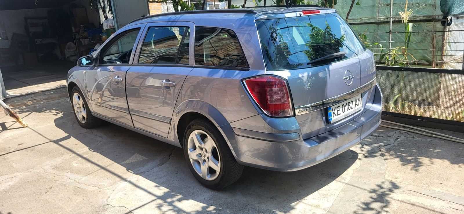 Opel Astra 1,6 2009