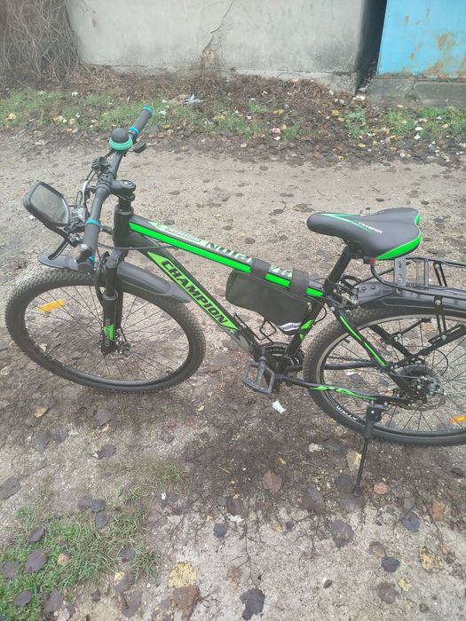 Продам велосипед в отличном состоянии  29 колеса