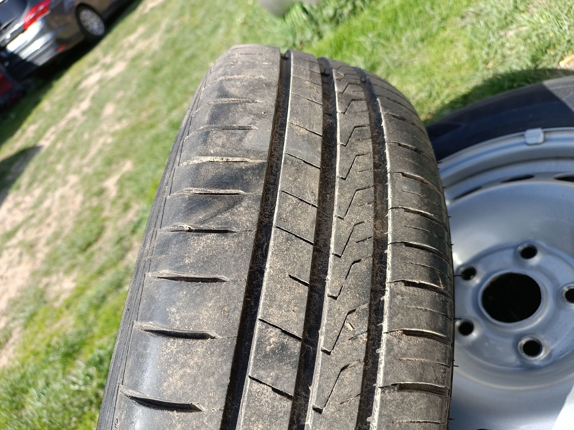 Komplet kół VW caddy 195/65R15