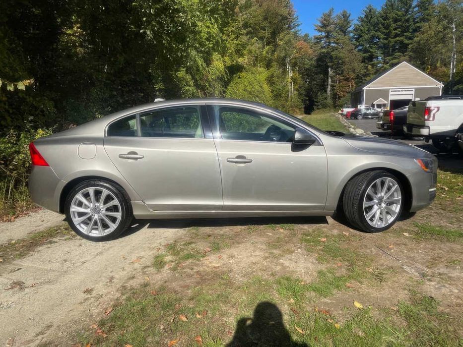 Volvo S60      2016