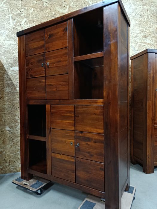 Kredens, biblioteczka duża, komoda wysoka, kolonialna. Podświetlenie