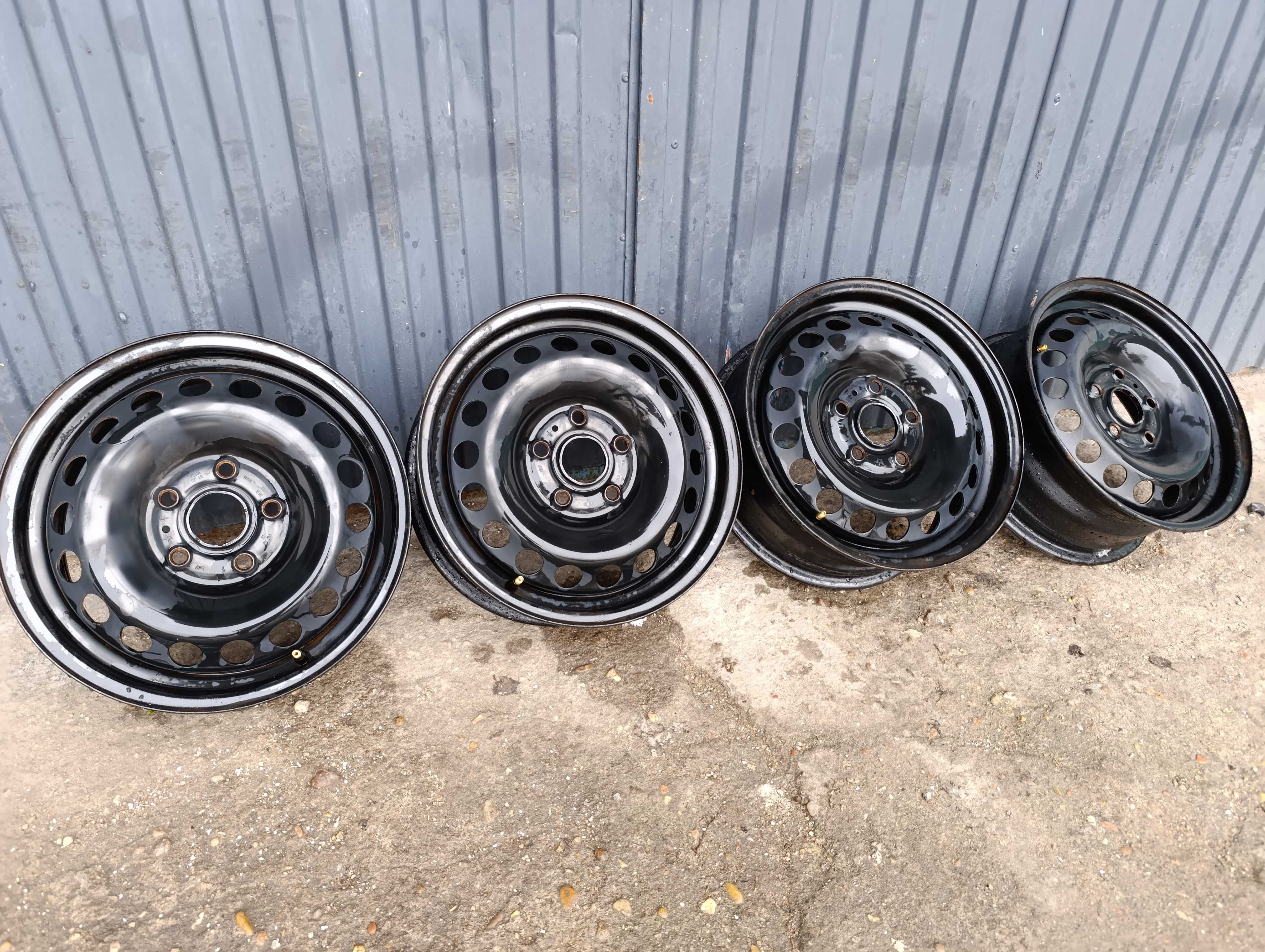 Felgi 15" 6J 5x112 ET47 Volkswagen Golf Caddy Touran Seat Skoda Audi