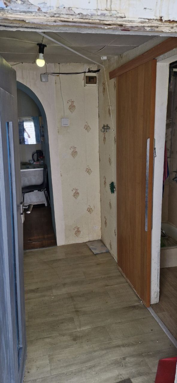 Здається 2 кімнатна квартира в одноповерховому будинку по вул. Спаська